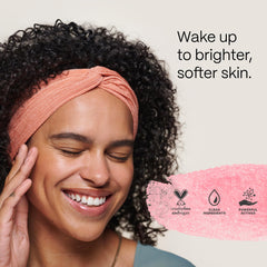 Mad Hippie AHA Exfoliating Peel with goji berry shows natural antioxidants for a healthy-looking complexion.