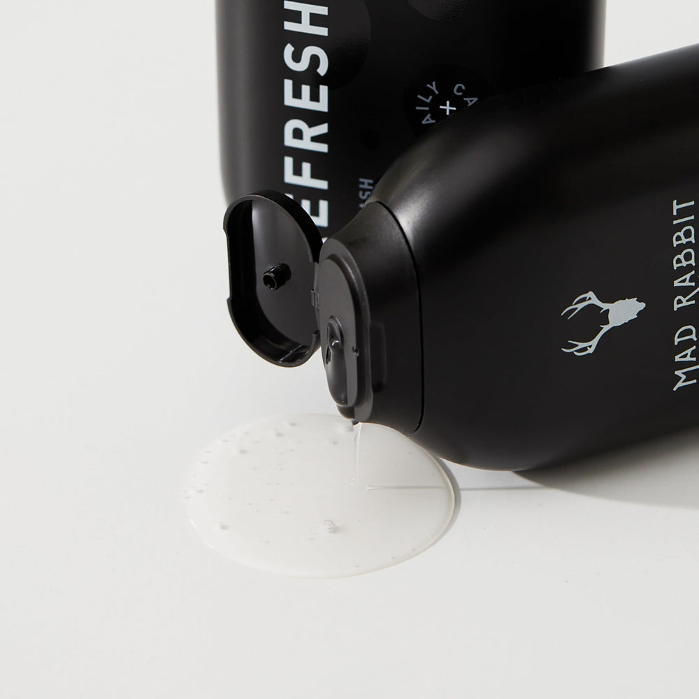 Mad Rabbit Refresh, aplicación en ducha, deja la piel limpia sin irritación.
