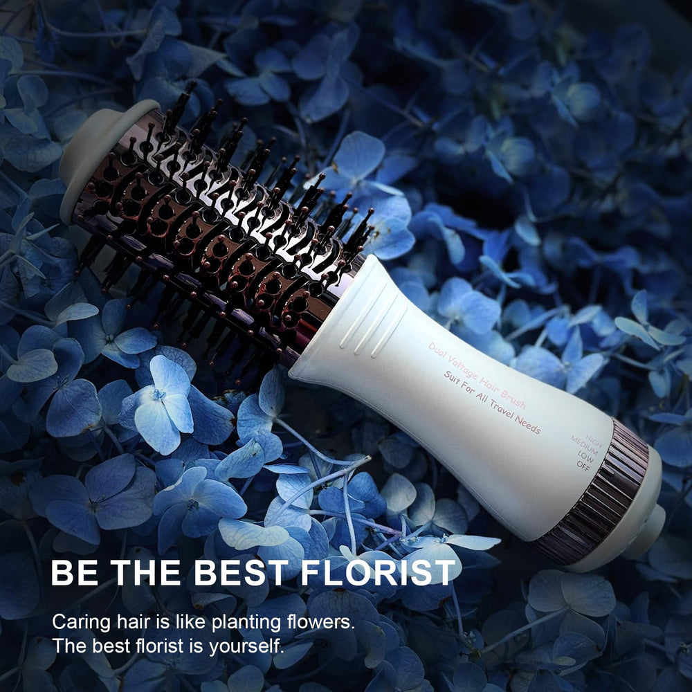 Madremía Travel Dual Voltage Hair Dryer Brush gift-pack suitable for travelers.
