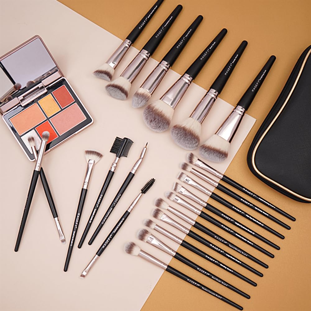 Magefy angled eyeshadow brush for precise crease and lid work.