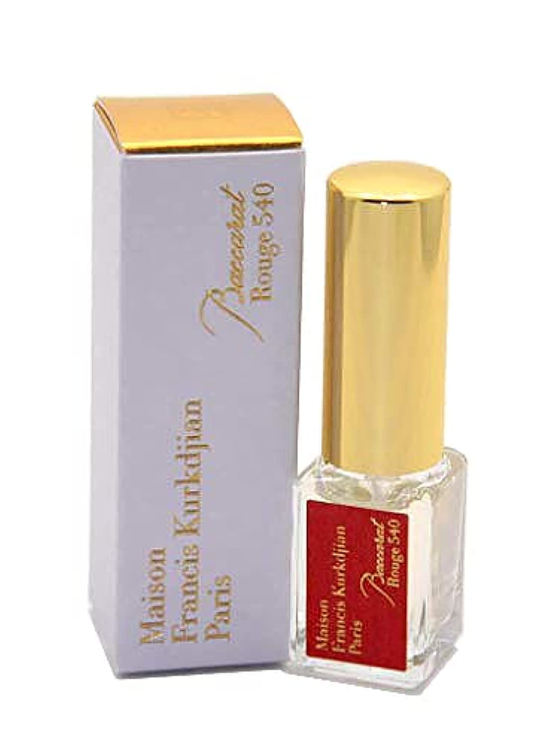 Maison Francis Kurkdjian Baccarat Rouge 540 bottle close-up, luxe fragrance for daily elegance