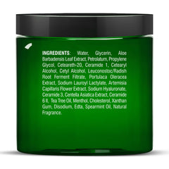 Aplicación en pies con Majestic Pure, crema de árbol de té para cuidado diario.