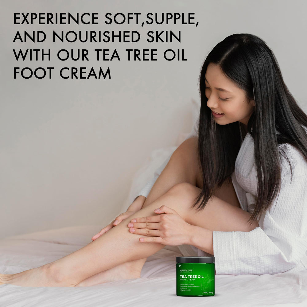 Ingredientes árbol de té, aloe y centella en Majestic Pure para piel hidratada.