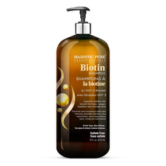 Textura cremosa del Champú Majestic Pure Biotina para limpieza suave.