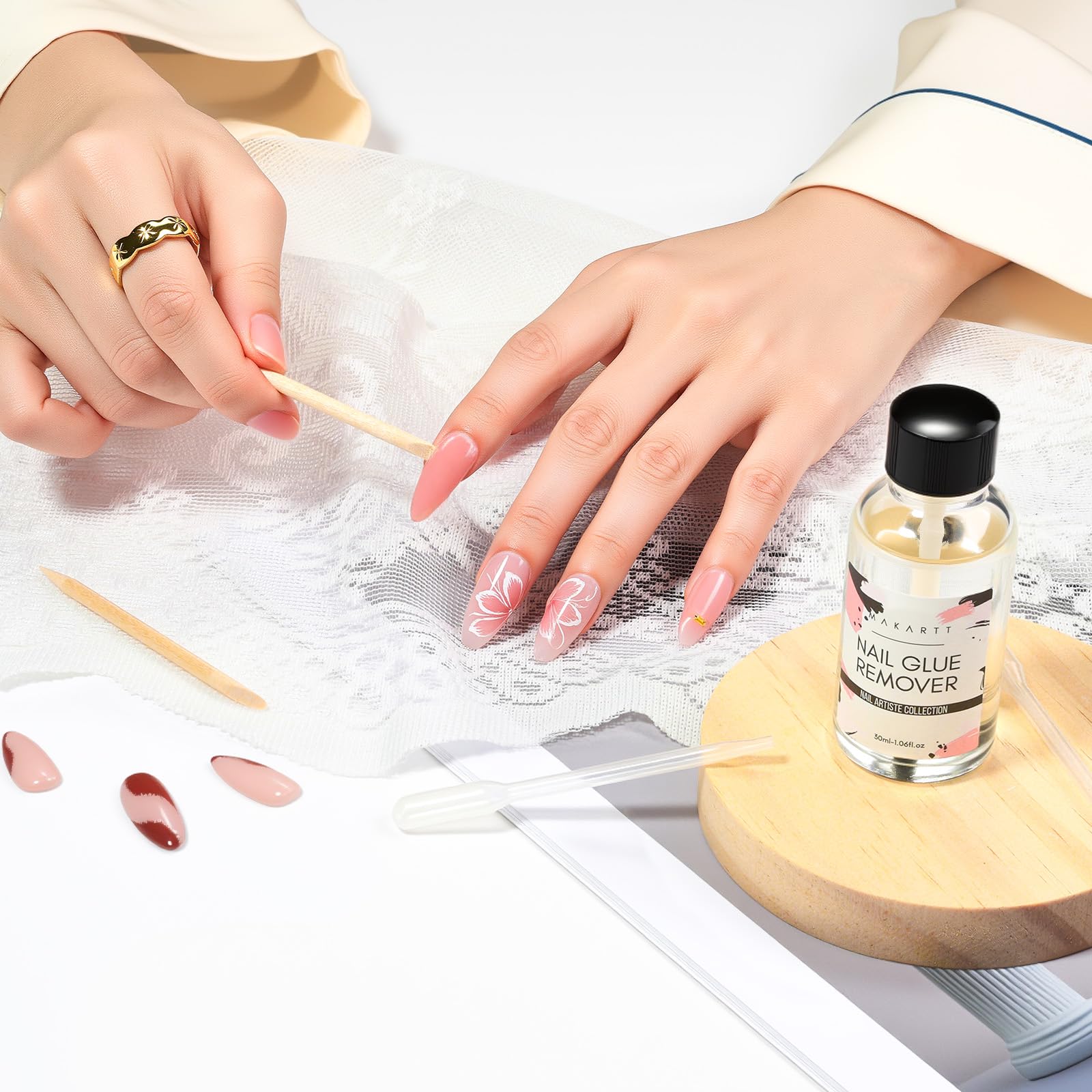Makartt resultado final, uñas limpias listas para nuevos diseños.