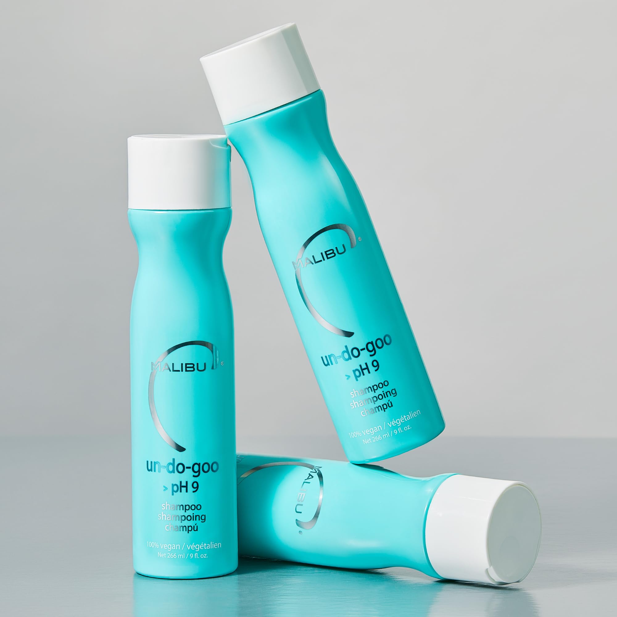 Malibu C Un-Do-Goo Shampoo envase de 9 onzas perfecto para casa o viaje.