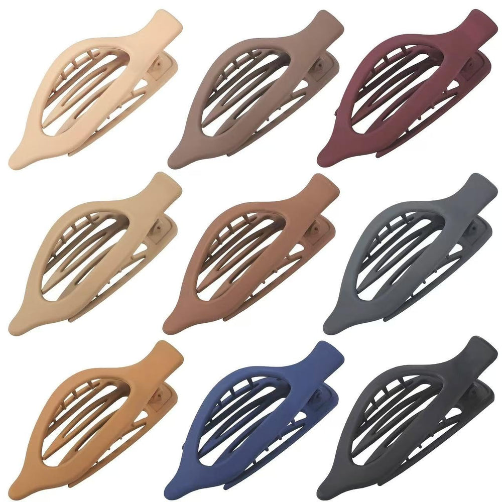 Mandydov flat hair clip with lay-flat design for all-day comfort.
