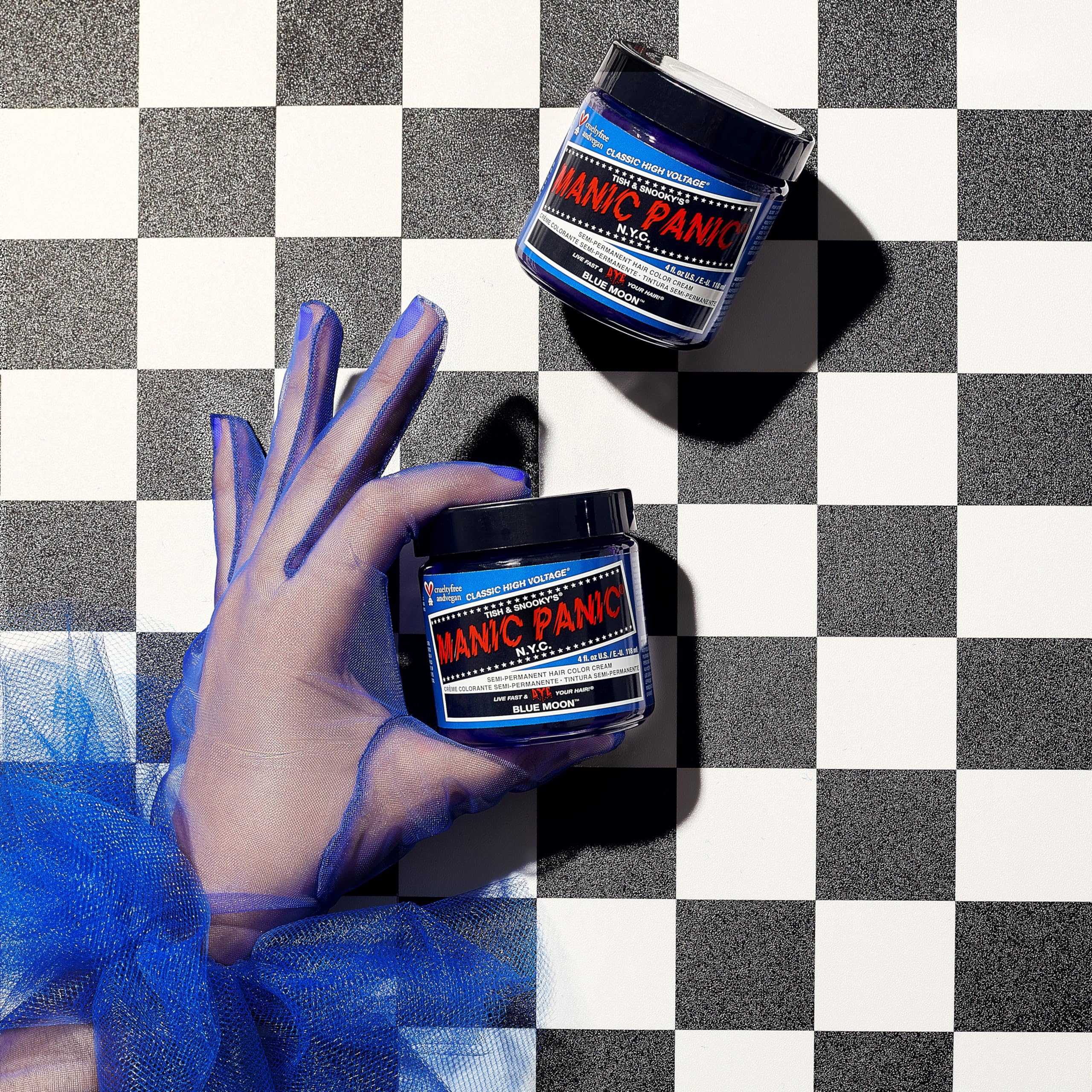 Dye swirl of Blue Moon on a palette to visualize bright neon blue mix
