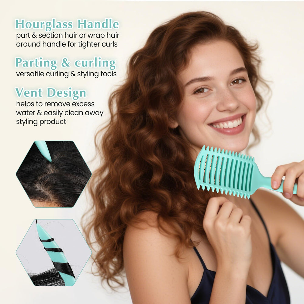 Manrator Curl Defining Brush close-up of teeth design aiding even parting.