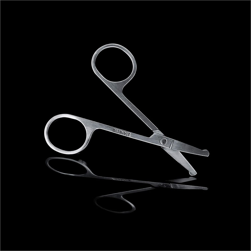 MANSCAPED Shears 2.0 premium PU leather case protects tools during travel