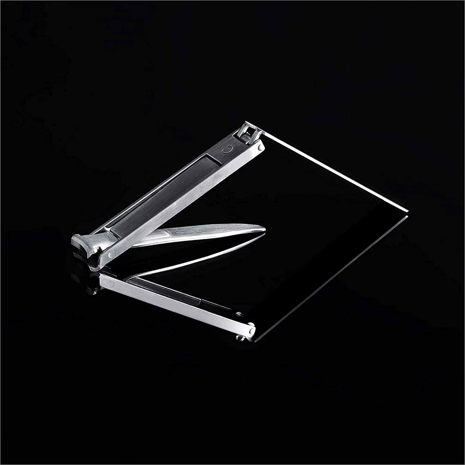 MANSCAPED Shears 2.0 rounded-point scissors provide safe nail trimming