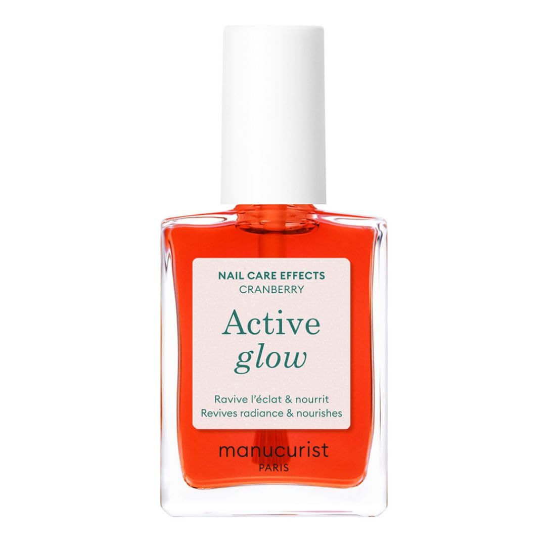 Manucurist Active Glow Cranberry bottle shows mirror-like coral shine.