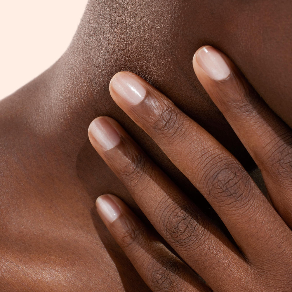 Manucurist Active Shine nude gloss on nail demonstrates quick-dry, beige shine