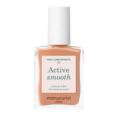 Manucurist Active Smooth 02 botella-oro ofrece acabado satinado y fortalecimiento suave para uñas.