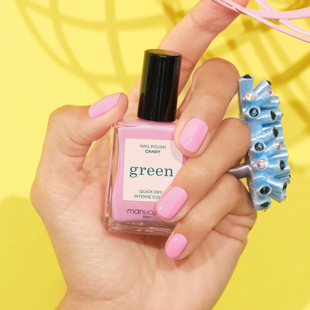 Manucurist Candy, acabado brillante, manicura de larga duración sin lámpara.