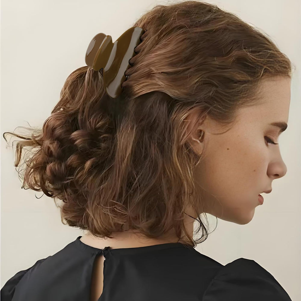 Maorulu clip de acetato 3 pulgadas, perfecto para cabello mediano con peinados variados.
