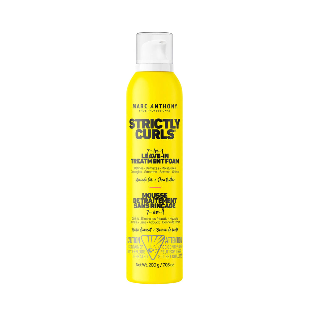 Botella de Marc Anthony Strictly Curls espuma 7 en 1 para rizos definidos.