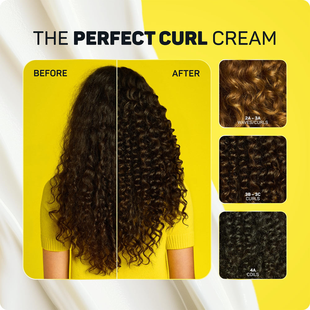 Marc Anthony Strictly Curls manos-masajeando para activar la crema hidratante