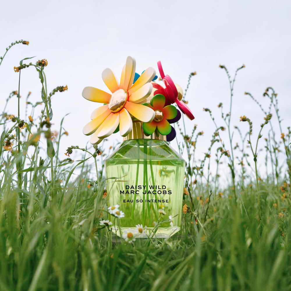 Marc Jacobs Daisy Wild Intense on skin, daytime-to-evening versatility for adventurous wearers
