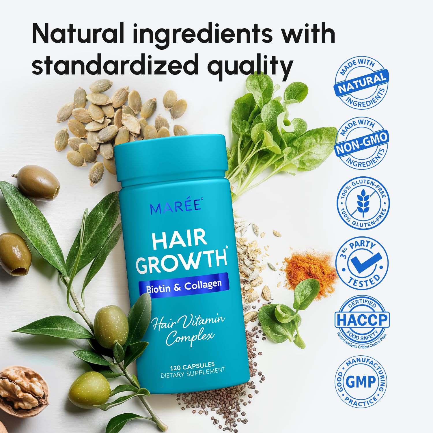 MAREE mujer sonriente usa vitaminas para cabello saludable.