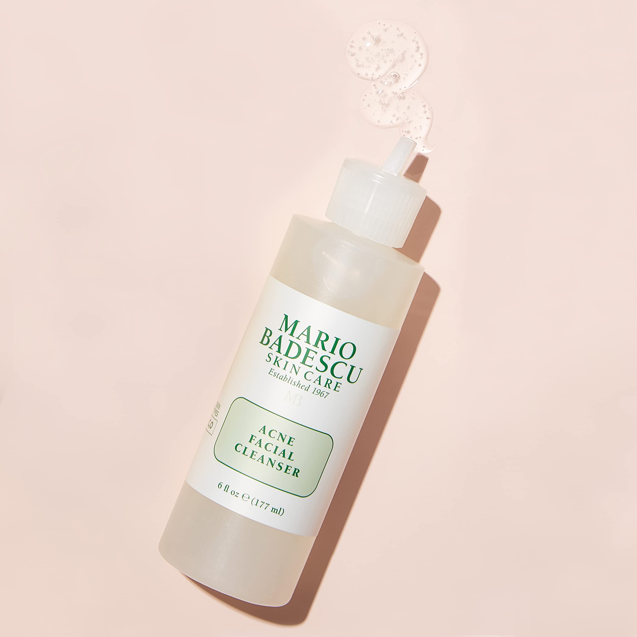 Mario Badescu Acne Cleanser libre de aceite para pieles mixtas.