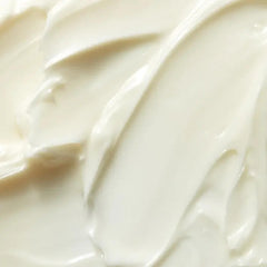Textura cremosa de Mario Badescu para cuello que hidrata durante la noche.