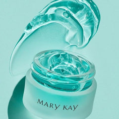 Textura suave del gel Mary Kay Indulge, experiencia refrescante.