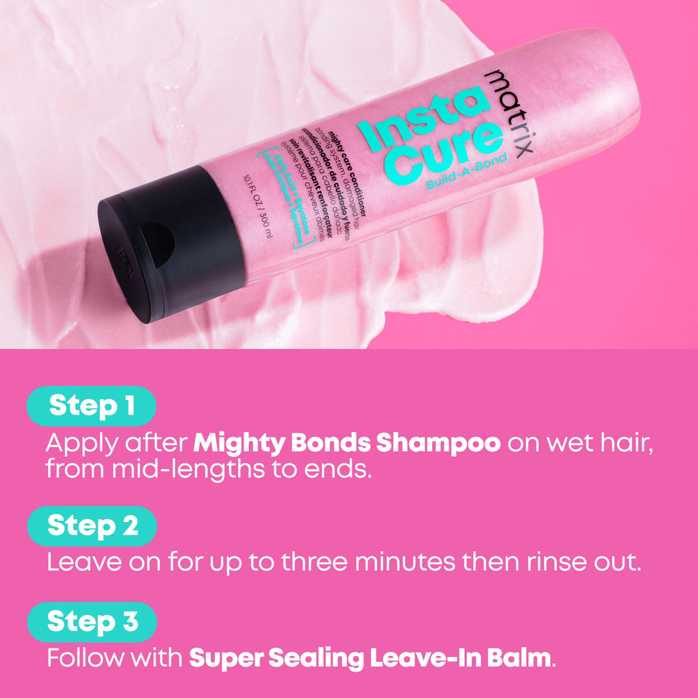 Detangling action demonstrated as conditioner smooths knots.