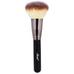 Matto Powder Mineral Brush head for even powder application and full coverage.