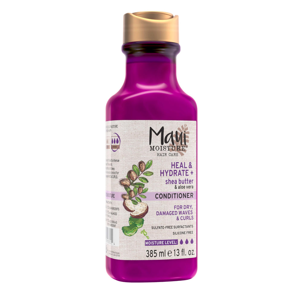 Aplicación tras el lavado para definir rizos con Maui Moisture.
