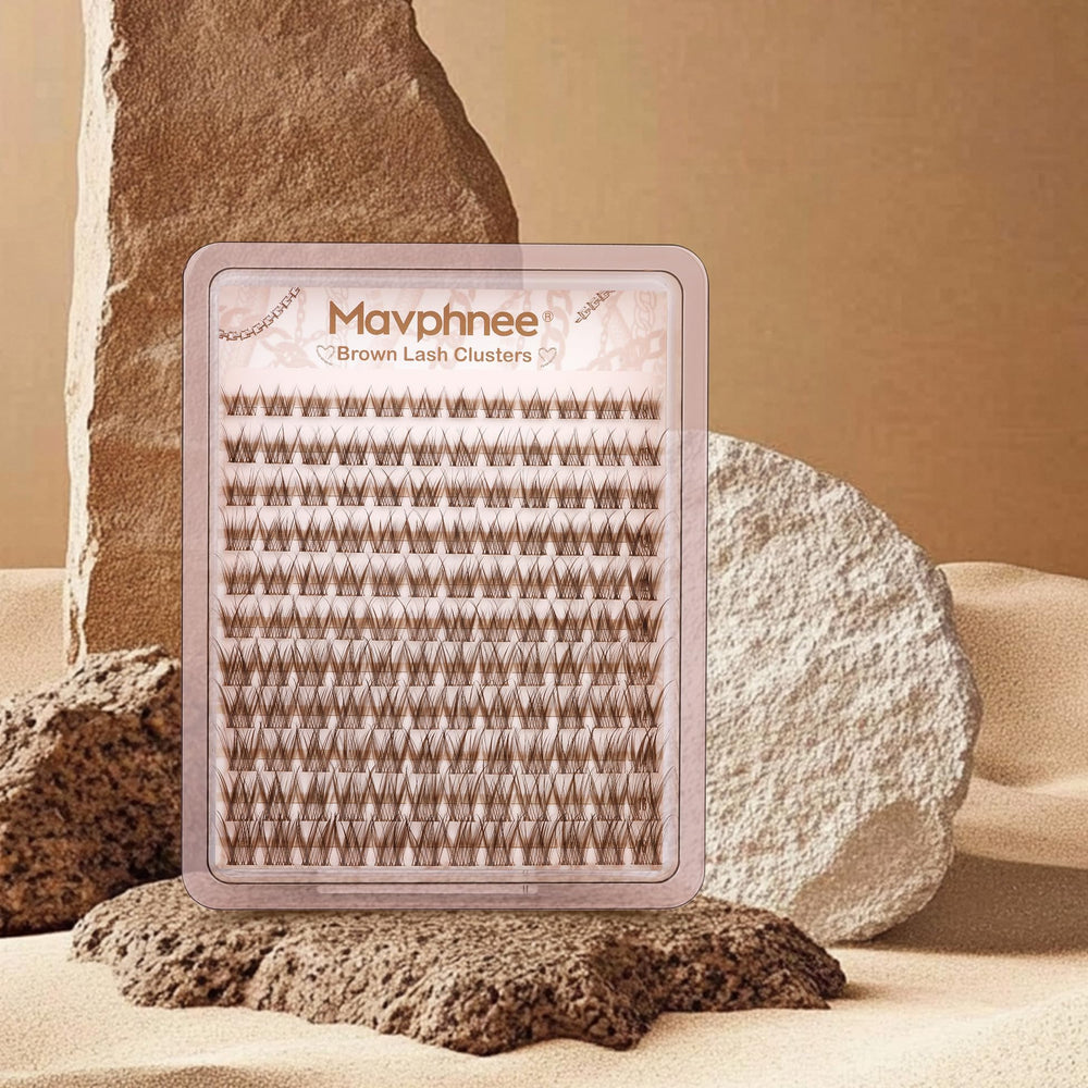 Mavphnee application tips image showing easy DIY lash styling.