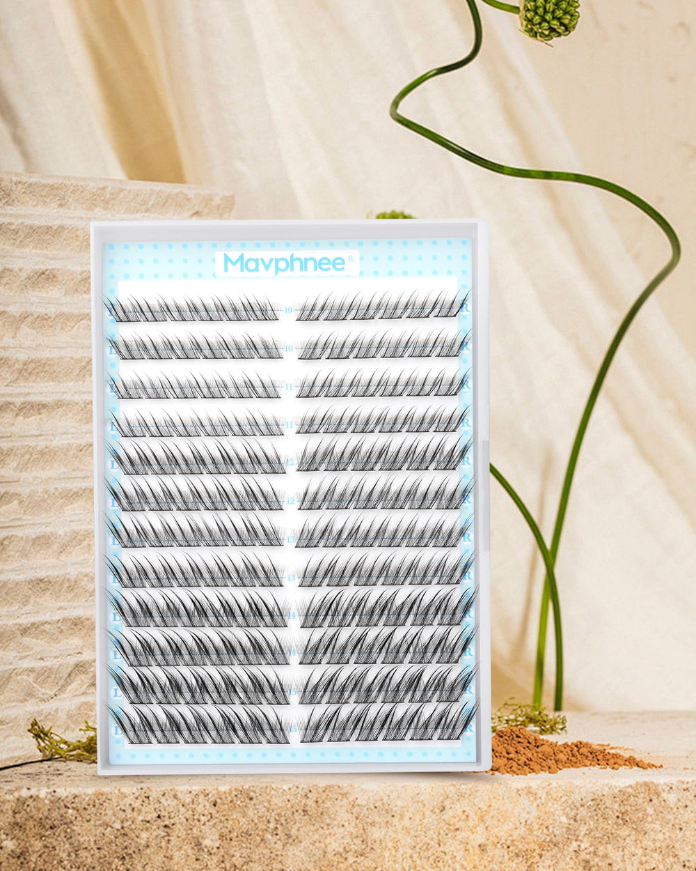 Mavphnee Cat eye lash extensions for elongated look