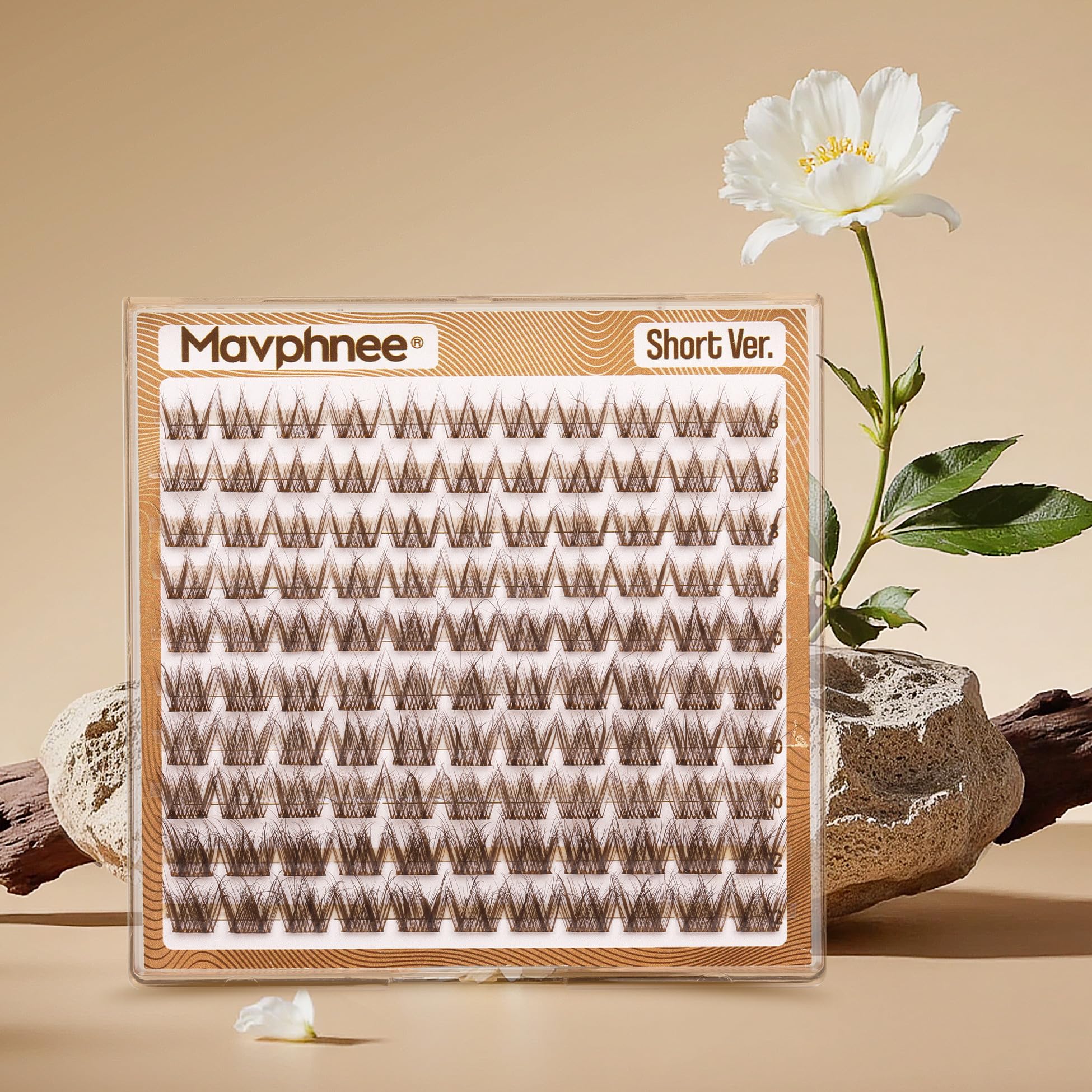 Mavphnee dark brown lashes suit blondes and light hair colors.