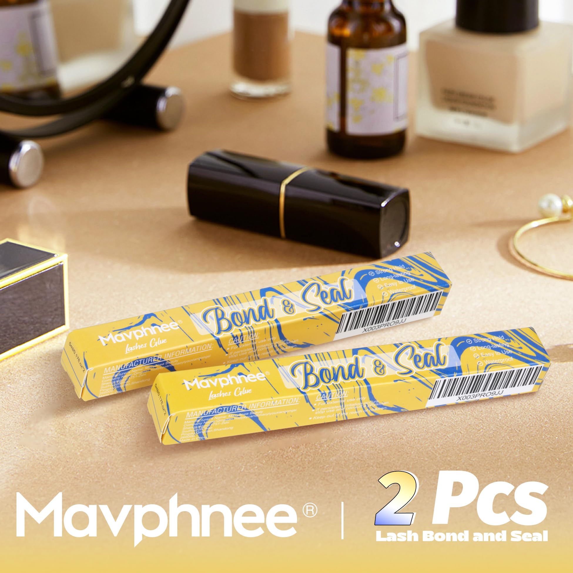 Mavphnee waterproof-lash-glue-closeup demonstrates sweatproof hold in heat.