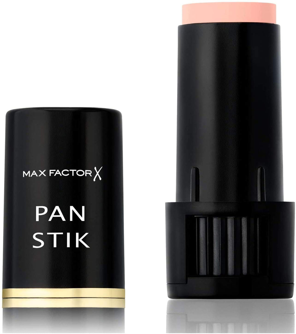 Pan Stik de Max Factor, textura cremosa que desliza suavemente para un acabado natural.