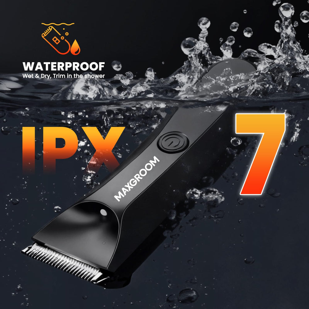 MAXGROOM travel pouch included for grooming on the go