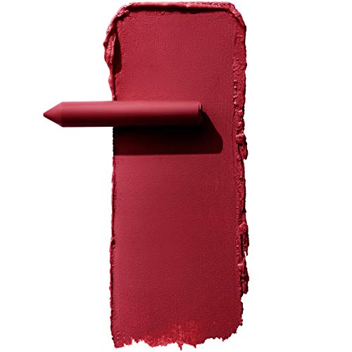 Acabado mate que resiste el uso diario gracias a Maybelline.