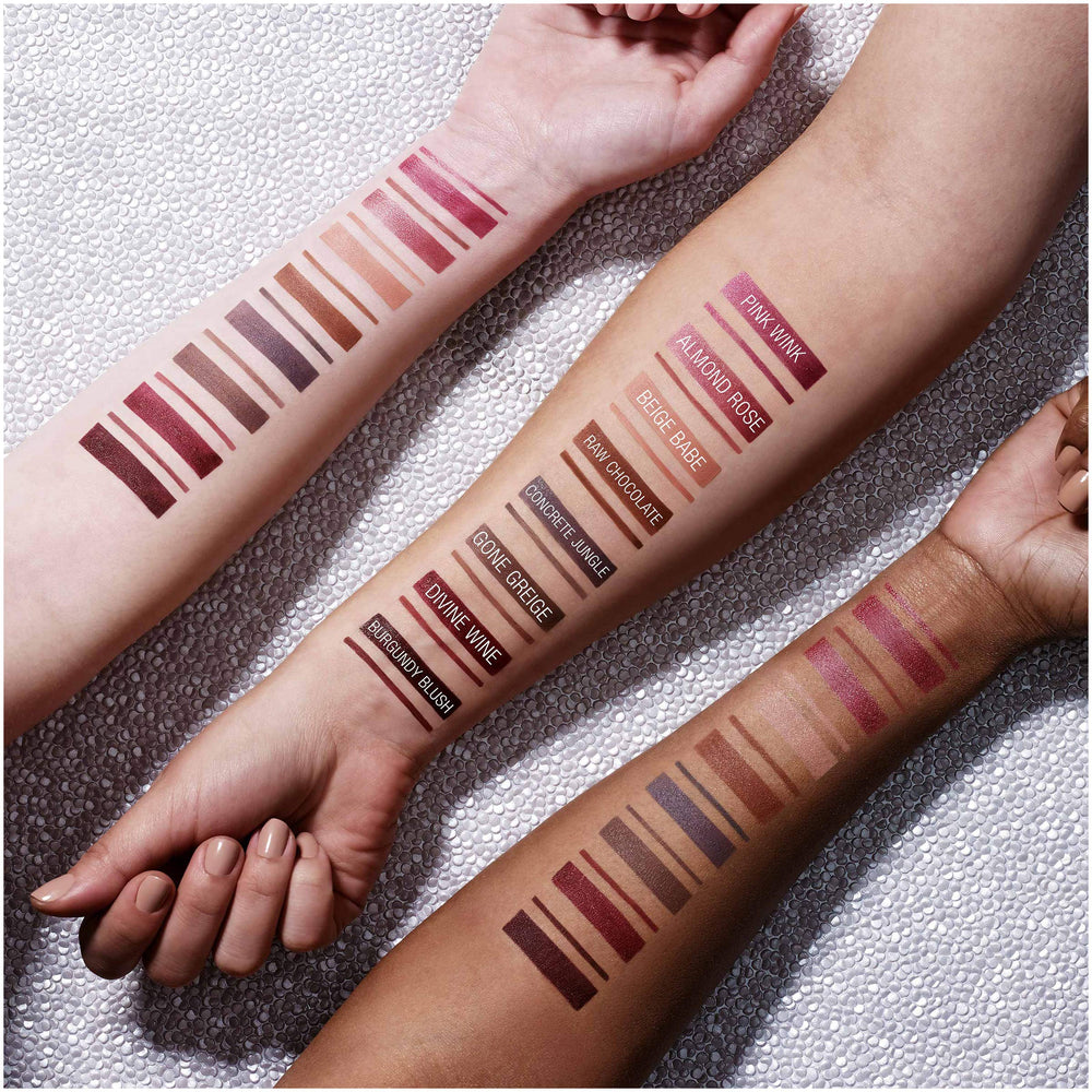 Maybelline Color Sens sensational delineador labial combina con labiales para mayor duración.