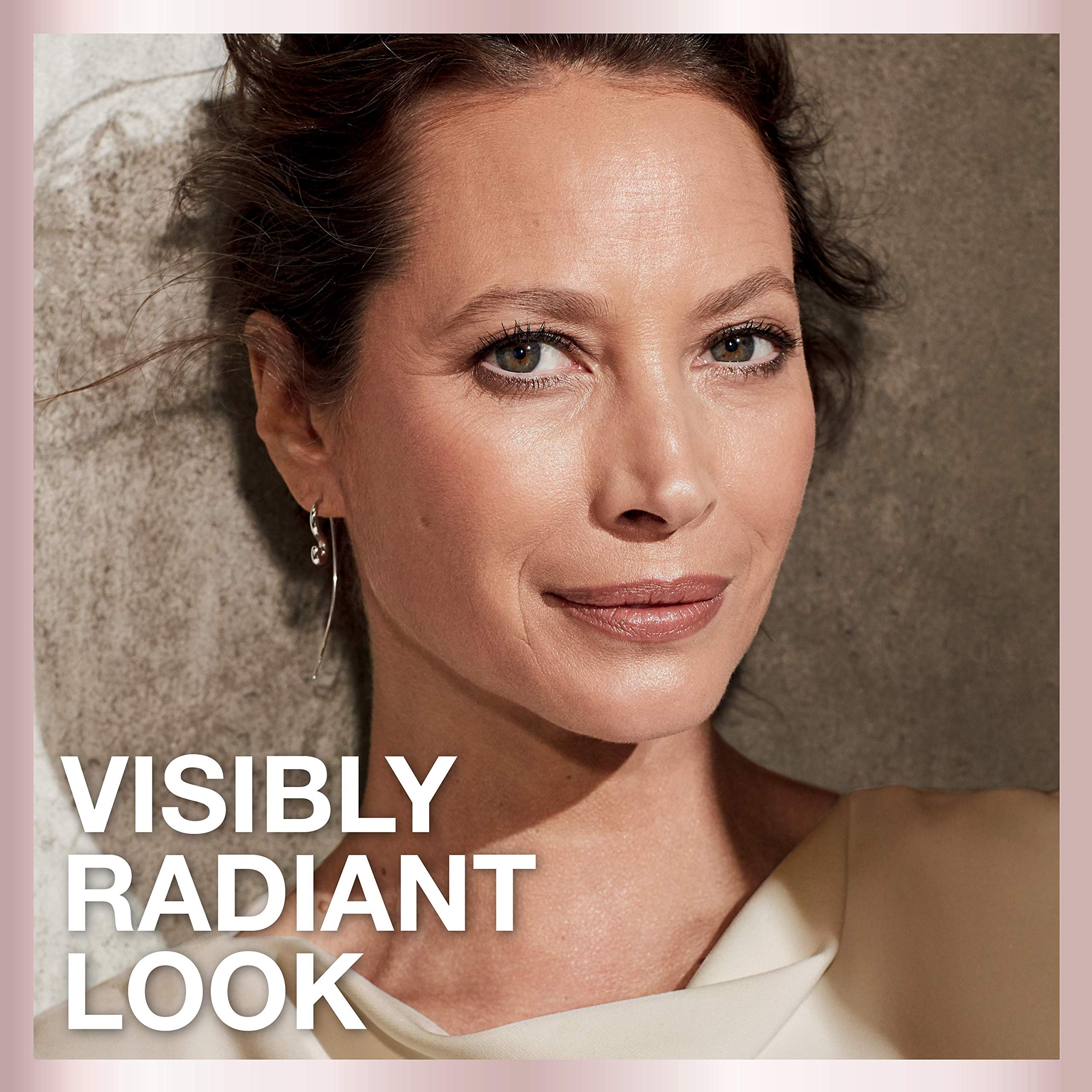 Maybelline Dream Radiant mantiene la piel suave y sin poros visibles durante el día