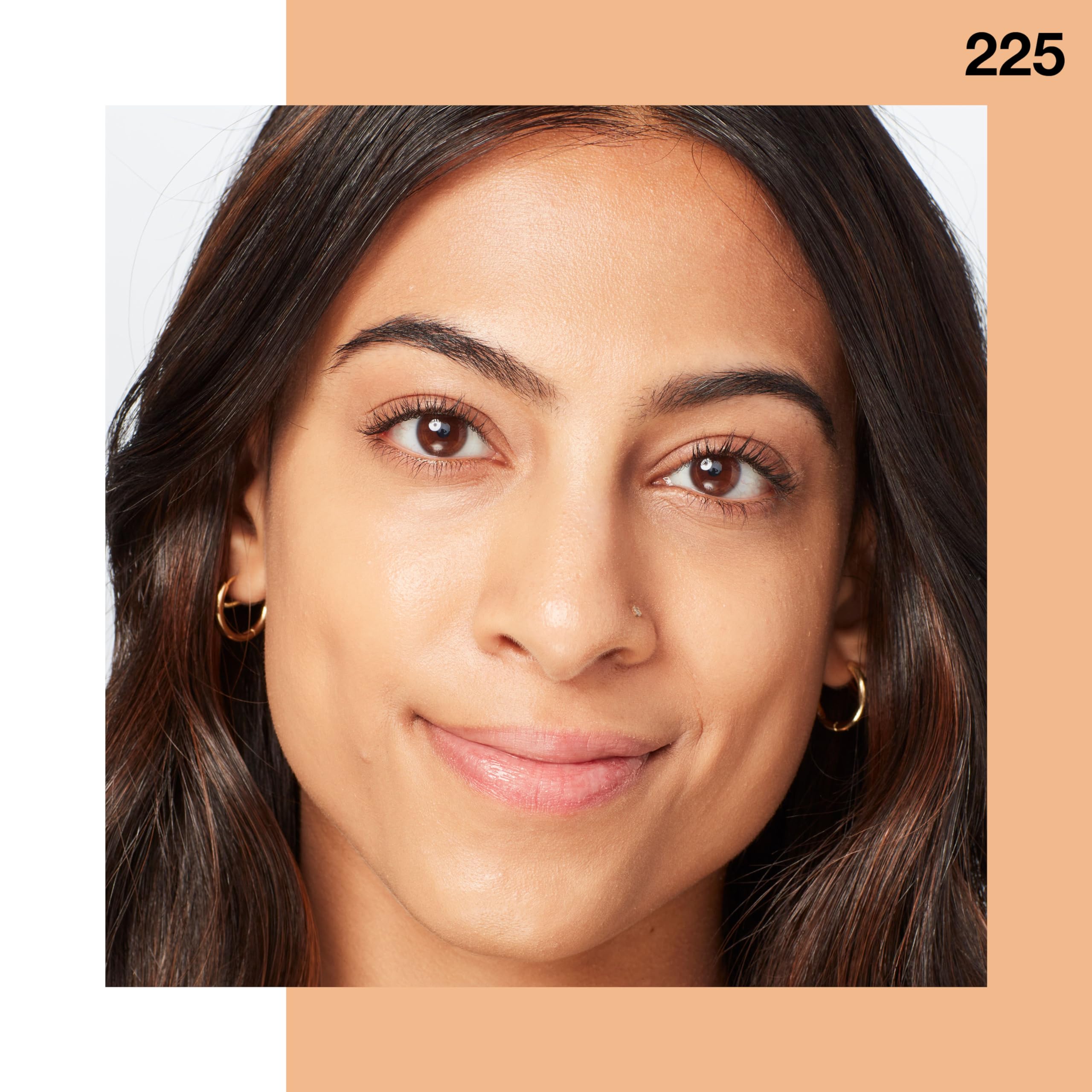 Acabado natural y luminoso con Maybelline Fit Me para despertar el look