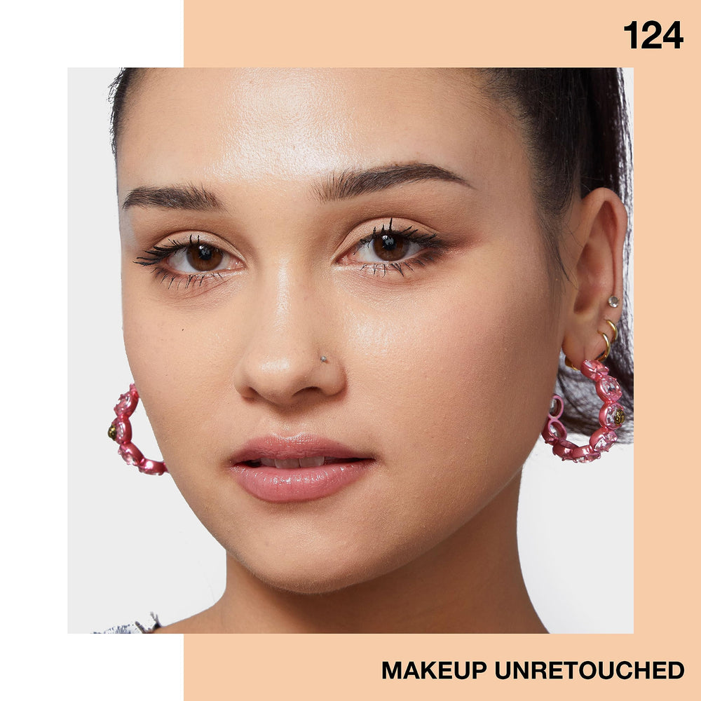 Maybelline Fit Me application with fingertips shows easy blend for daily wear.