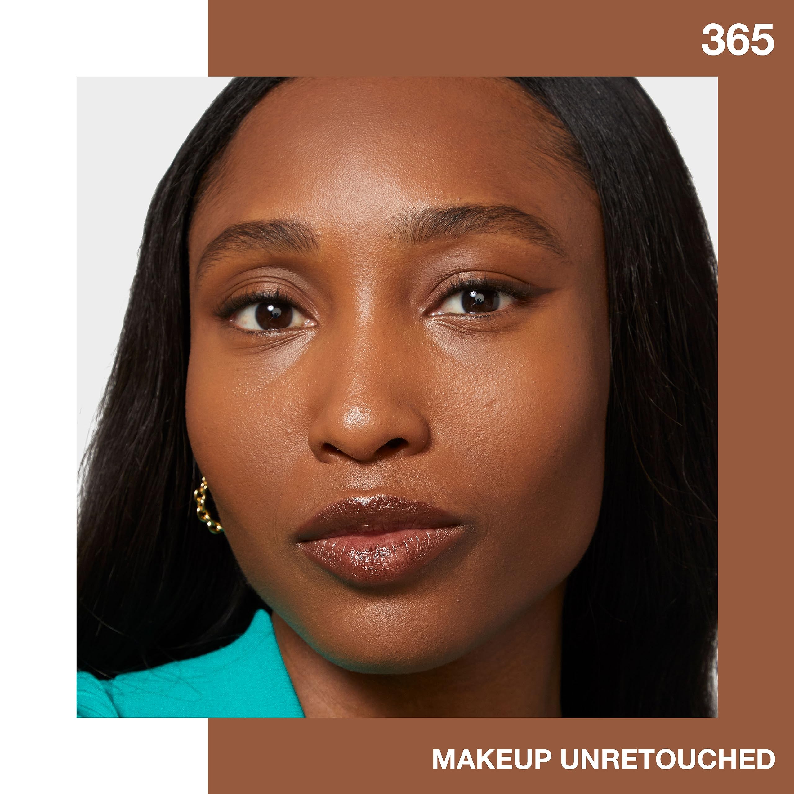 Foundation bottle with applicator ready for precise, even coverage.