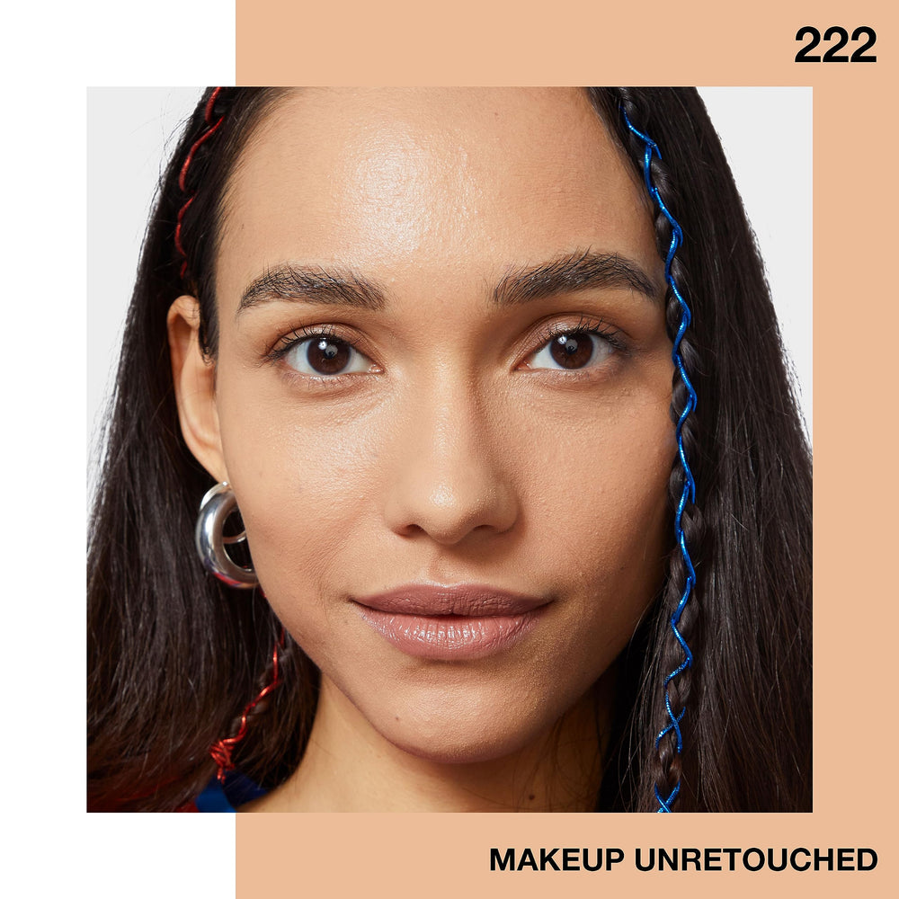 Maybelline Fit Me Matte + Poreless closeup highlights refined pores for a smoother look.