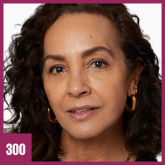 Maybelline Instant Age Rewind Eraser Foundation con SPF 20 protege la piel durante el día