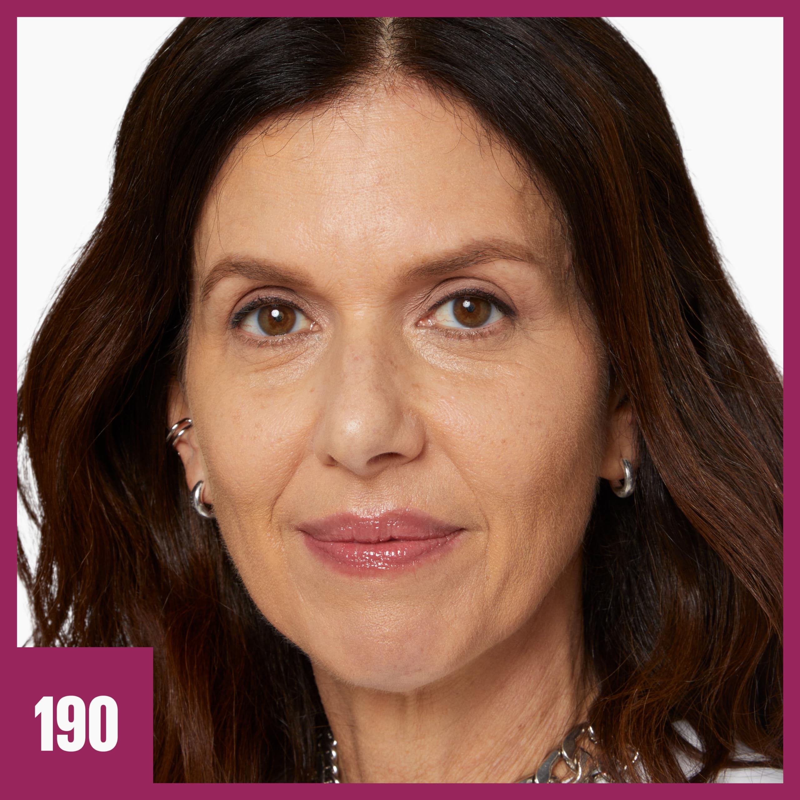 Maybelline Instant Age Rewind Eraser Foundation, cobertura-media e hidratación.