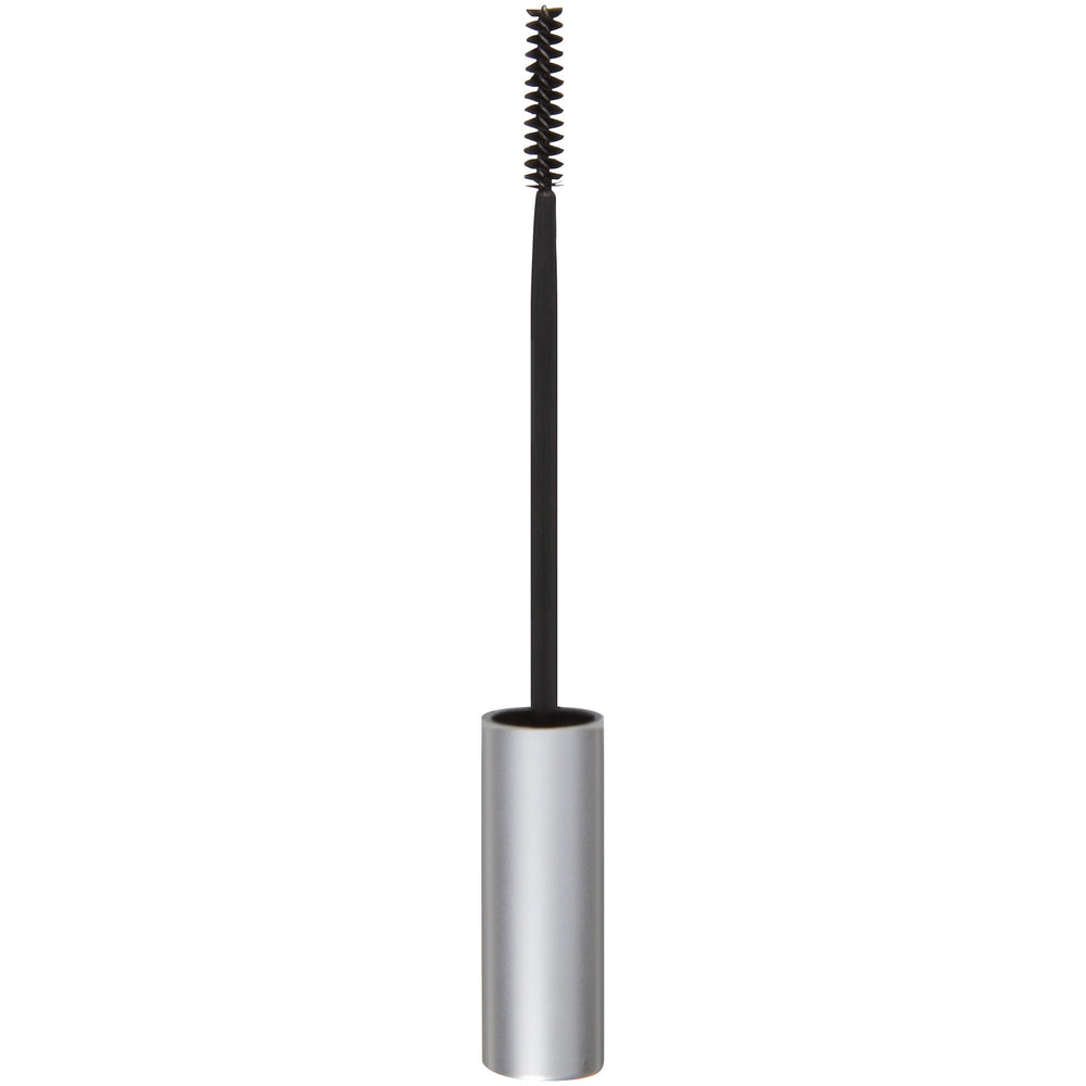 Maybelline Lash Discovery shows a clump-free finish
