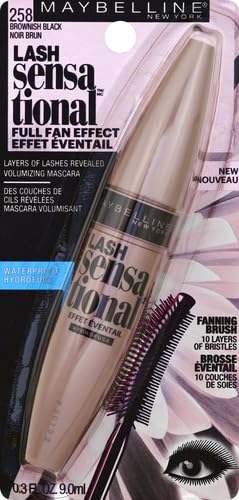 Maybelline Lash Sensational brush close-up shows ten-layer bristles for fuller lashes.