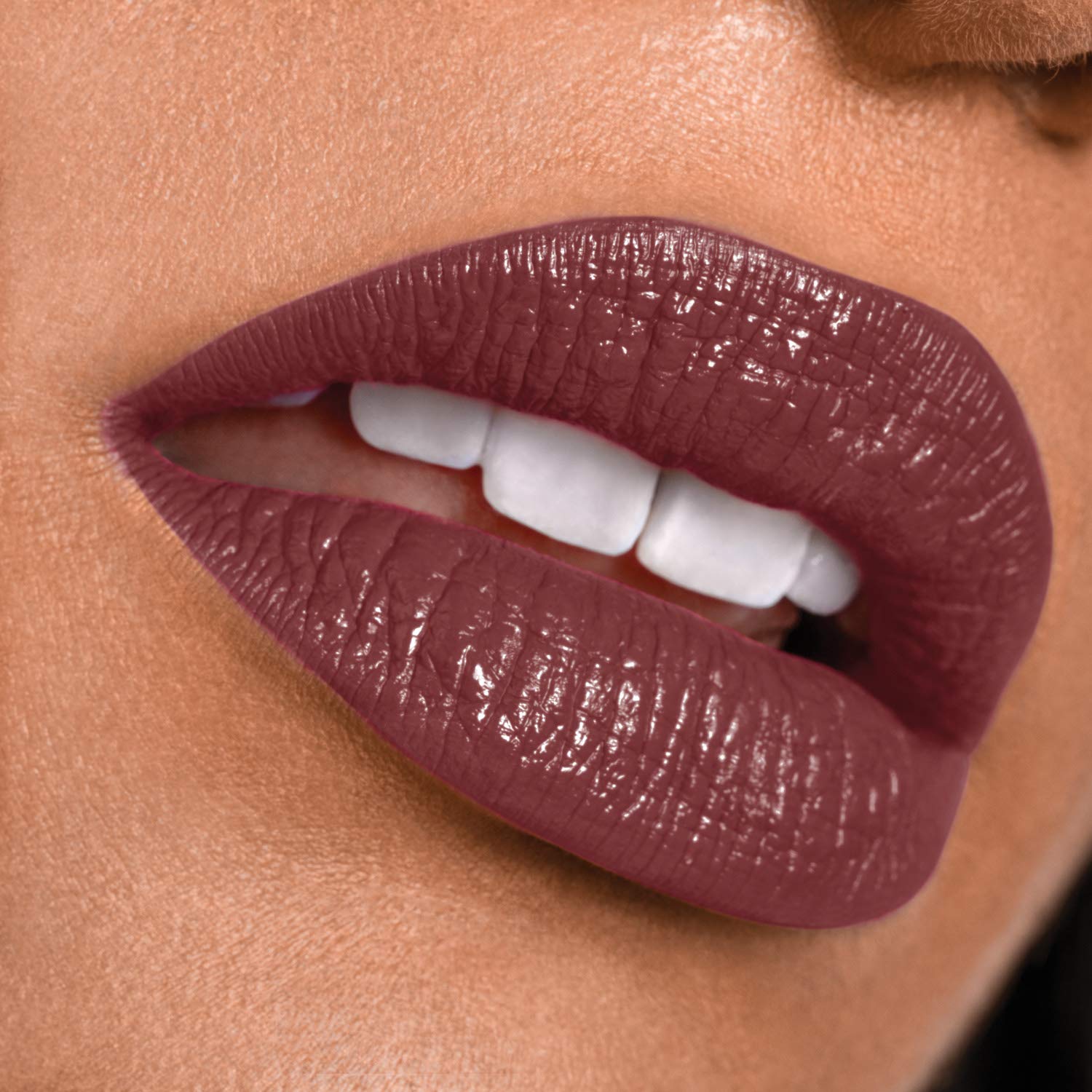 Maybelline Super Stay 24 sin transferencia en labios.