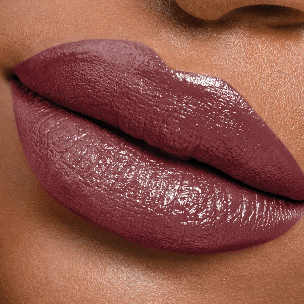 Maybelline Super Stay 24 tono morado para un color audaz.