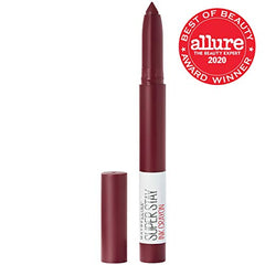 Close-up of built-in sharpener on lip crayon for precise shaping.